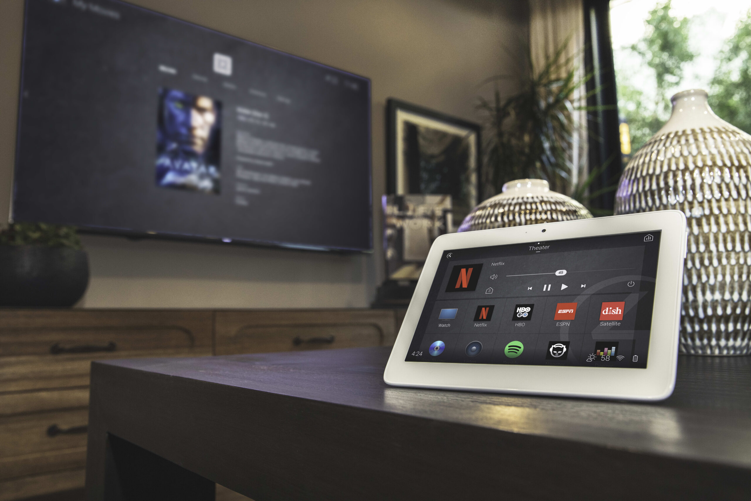 Disfruta de un sonido envolvente en cada rincón. Nuestras instalaciones de sistemas de audio de alta gama te brindan una experiencia auditiva única, perfecta para el entretenimiento o relajación en cualquier espacio.